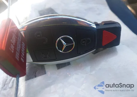 2013 Mercedes-Benz C 300 Sport 4Matic из США, поврежденный, VIN WDDGF8AB5DR242222